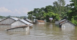 বন্যায় ক্ষতিগ্রস্তদের নতুন ঘর নির্মাণ করে দেবে সরকার