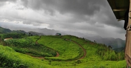 বান্দরবানে বর্ষায় পাহাড়ি স্বর্গ